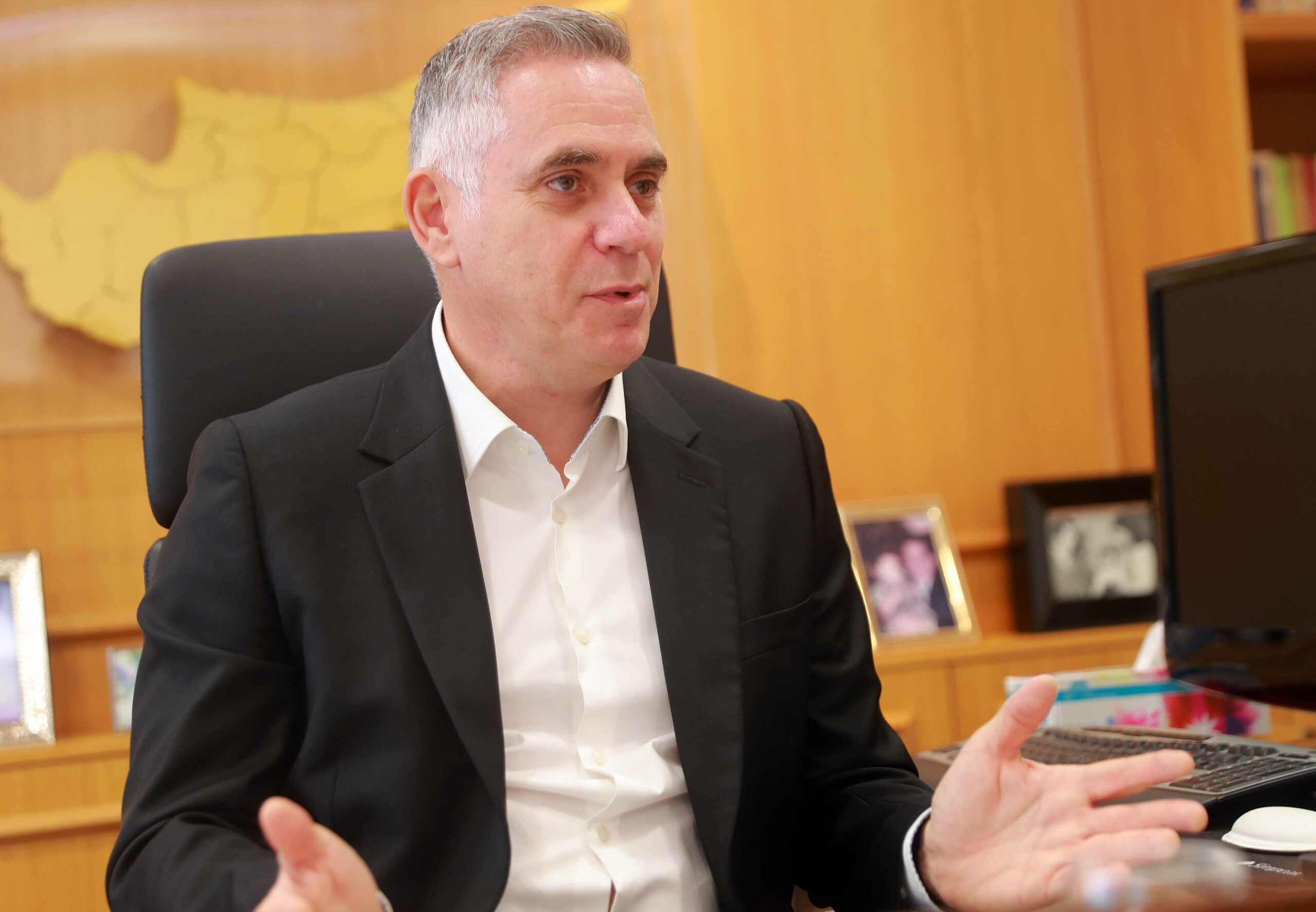 Nicholas the Detective?