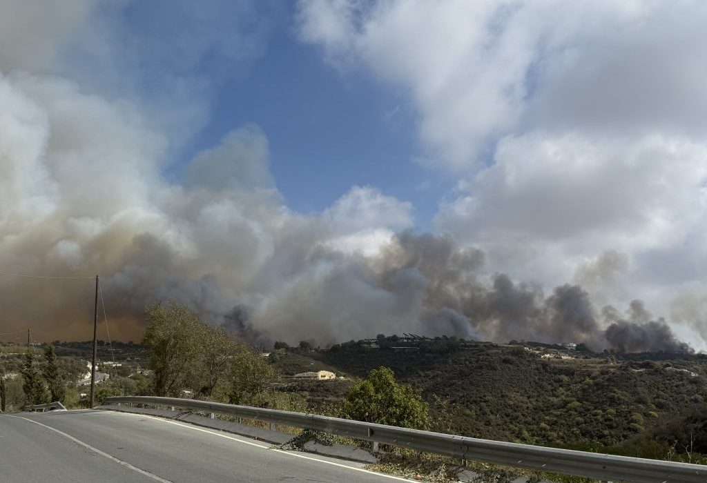 Νέος συναγερμός στην Πυροσβεστική – Πυρκαγιά μεταξύ Κοίλης, Στρουμπιού στην επαρχία Πάφου
