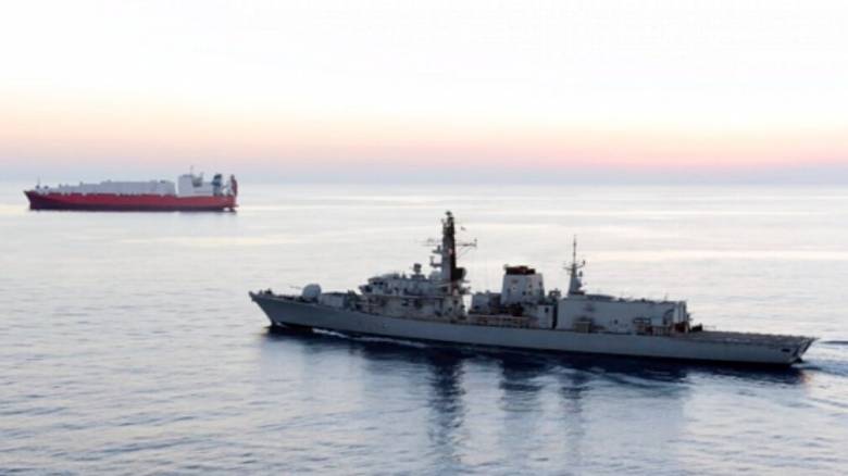 Συναγερμός στο Λονδίνο – Εντοπίστηκε ρωσικό κατασκοπευτικό κοντά στις βρετανικές ακτές