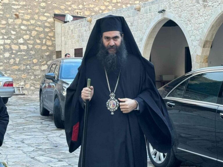 Ένταση και καθυστερήσεις στις εκλογές της Μητρόπολης Πάφου – «Πιστοί δυνατόν να ψηφίσουν Τυχικό ακόμα κι αν δεν δικαιούται να διεκδικήσει»