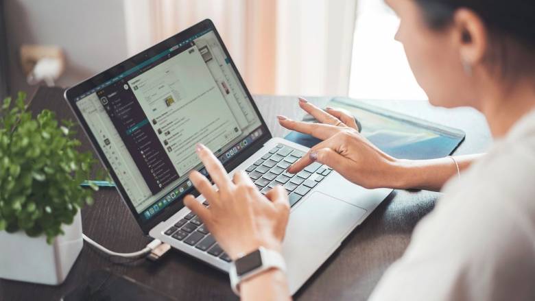 Εταιρεία στην Κύπρο απέλυσε εργαζόμενο της επειδή δούλευε μόνο 2 ώρες την ημέρα μέσω τηλεργασίας