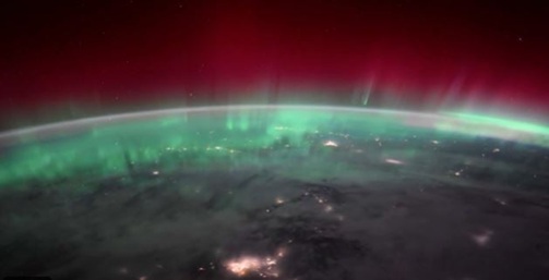 Βόρειο Σέλας: Το ουράνιο πέπλο της Γης από τον διαστημικό σταθμό