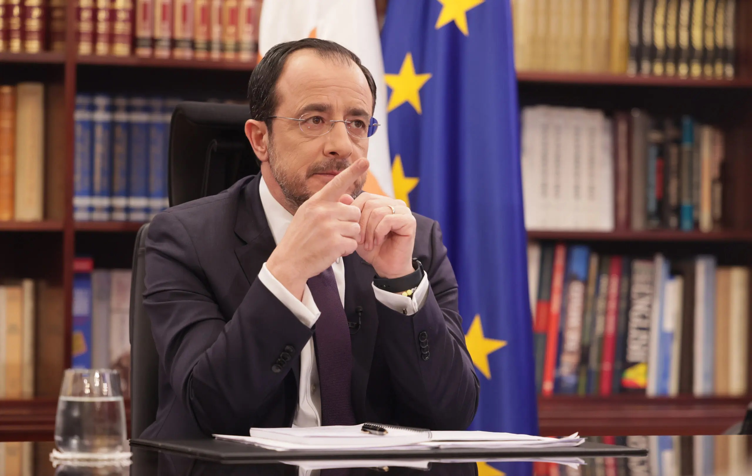 Τι χαμπάρια τώρα, κ. Πρόεδρε;