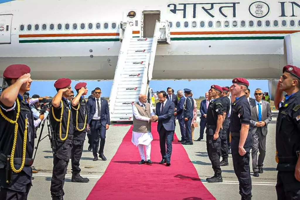 Ποιες οικονομίες πραγματικά πετούν