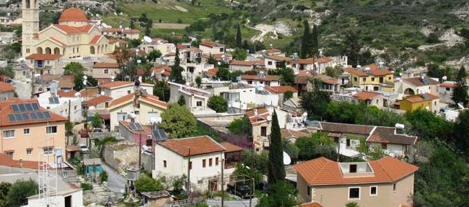 Χαοτική κατάσταση στα οικονομικά του Αγίου Τύχωνα – Χρέη €8 εκατ., εκκρεμείς αγωγές και καθυστερημένοι έλεγχοι