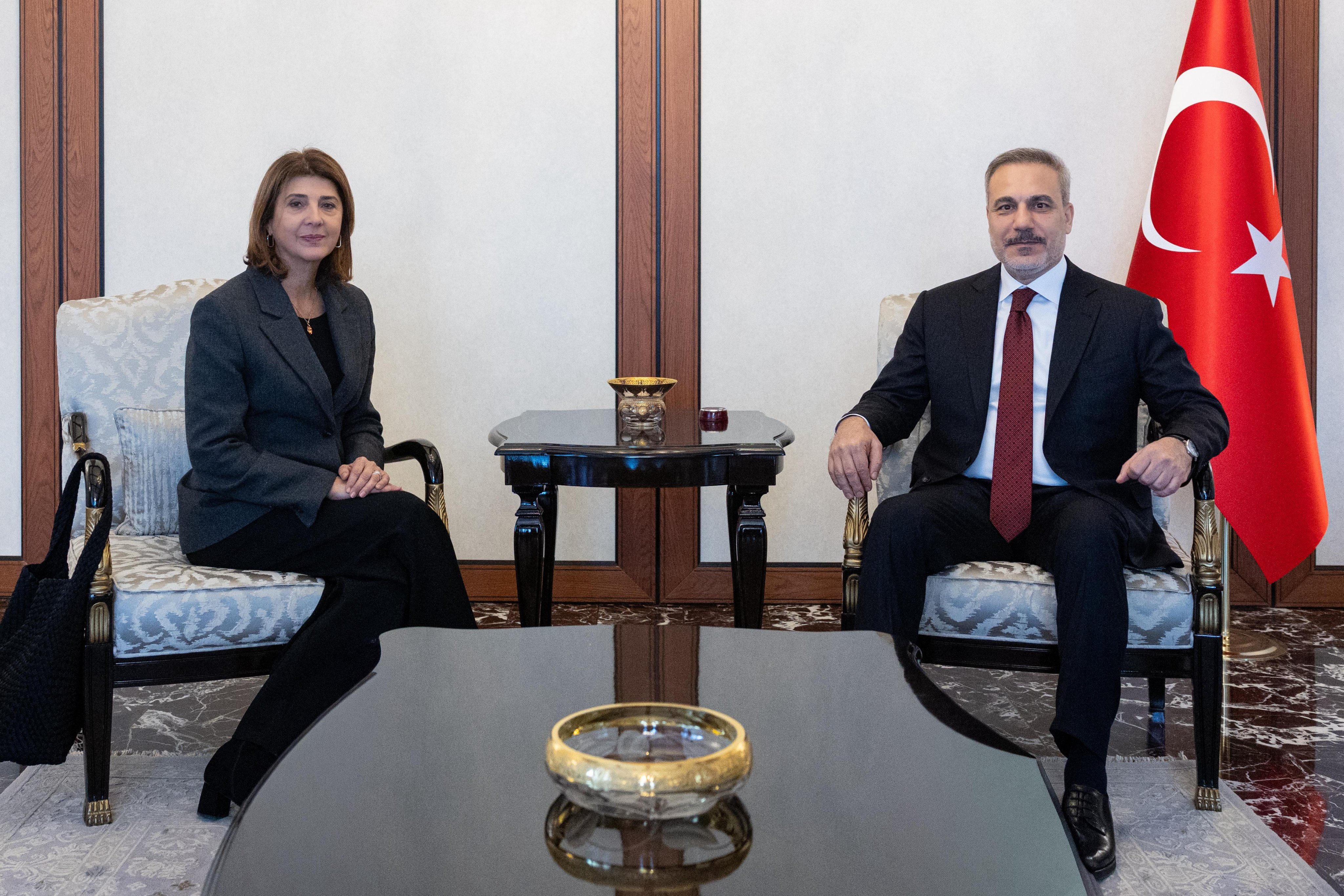 Συναντήθηκαν Φιντάν και Ολγκίν στην Άγκυρα – Φειδωλή ανάρτηση του τουρκικού ΥΠΕΞ