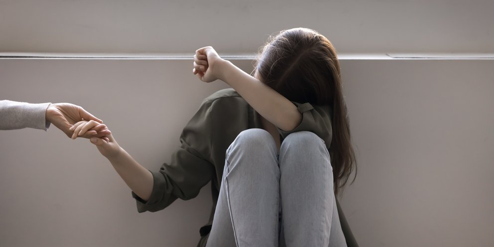 Σοκ στη Θεσσαλονίκη: 13χρονη έπεσε θύμα ομαδικού βιασμού από ανήλικους – Βιντεοσκοπούσαν τις πράξεις τους