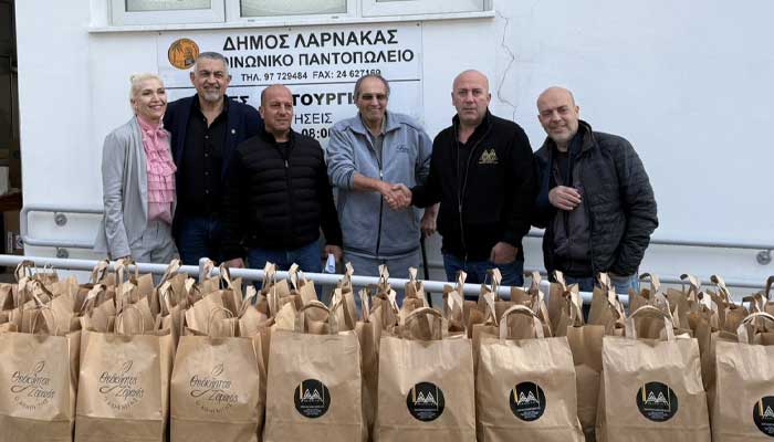 Πακέτα με βοήθεια σε πάνω από 80 άπορες οικογένειες: Αυξήθηκαν οι ανάγκες του Κοινωνικού Παντοπωλείου Λάρνακας