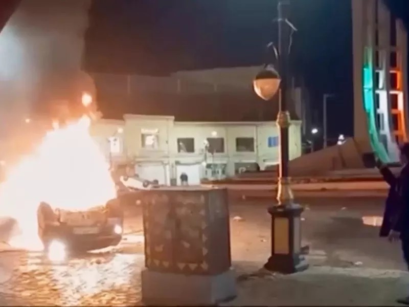 Ιράν: «Εχθροί του Θεού» οι διαδηλωτές – Καμία επιείκεια, προειδοποιούν οι αρχές