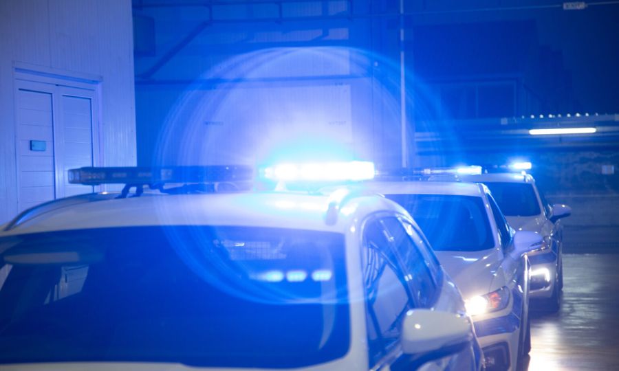 Σαρωτικοί έλεγχοι στη Λεμεσό: Επιδρομές σε κουρεία και μίνι μάρκετ – Τι εντόπισαν οι Αρχές