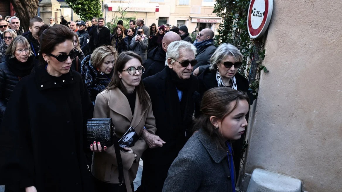 Οι άγνωστες εγγονές της Μπριζίτ Μπαρντό στο τελευταίο αντίο – Γιατί δεν είχαν επαφές μαζί της