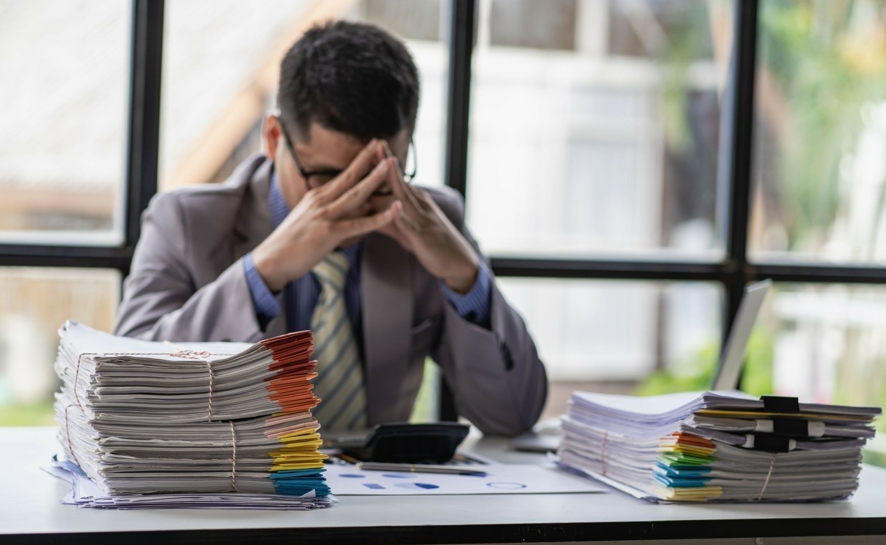 Κλεισμένος από τον κόσμο έξω