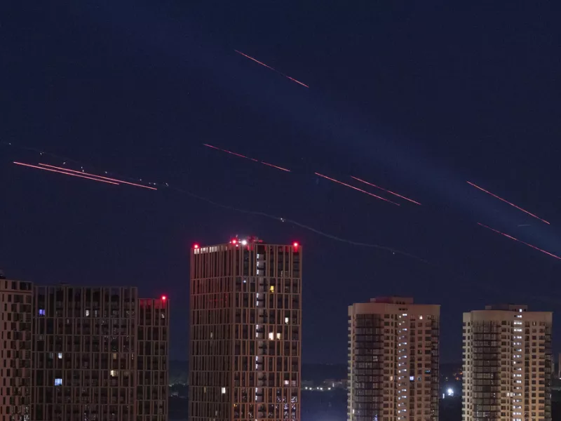 Συναγερμός από την πρεσβεία των ΗΠΑ στο Κίεβο για επικείμενη μεγάλη αεροπορική επίθεση
