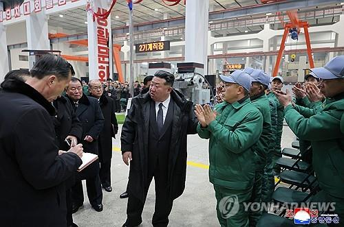 Κιμ Γιονγκ Ουν: Έξαλλος με τον αντιπρόεδρο του εν ώρα επίσκεψης – Τον καθαίρεσε και τον χαρακτήρισε «ανίκανο»