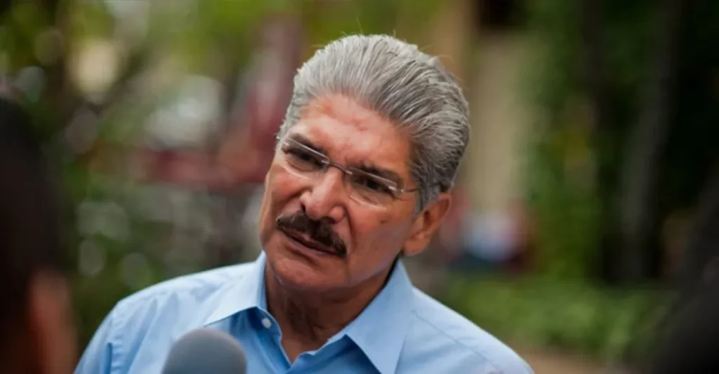 Πρώην υποψήφιος Πρόεδρος των ΗΠΑ απελαύνεται στο Σαλβαδόρ