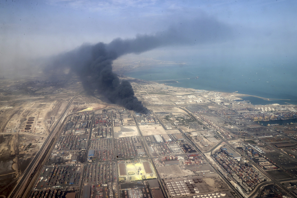 Μυστήριο με την έκρηξη στο Ιράν: Αρνείται εμπλοκή το Ισραήλ – Τραυματίες διακομίστηκαν στο νοσοκομείο (βίντεο)