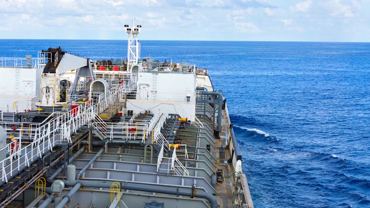 Επίθεση από drones δέχθηκαν δύο ελληνόκτητα τάνκερ στη Μαύρη Θάλασσα – 4 πλοία δέχθηκαν συνολικά επίθεση