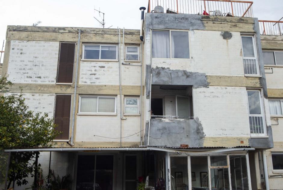 Καυτή πατάτα οι κοινόκτητες οικοδομές: Νομοσχέδιο στο συρτάρι, αρμοδιότητες στον αέρα και σοβαρά ζητήματα ασφάλειας χωρίς λύση