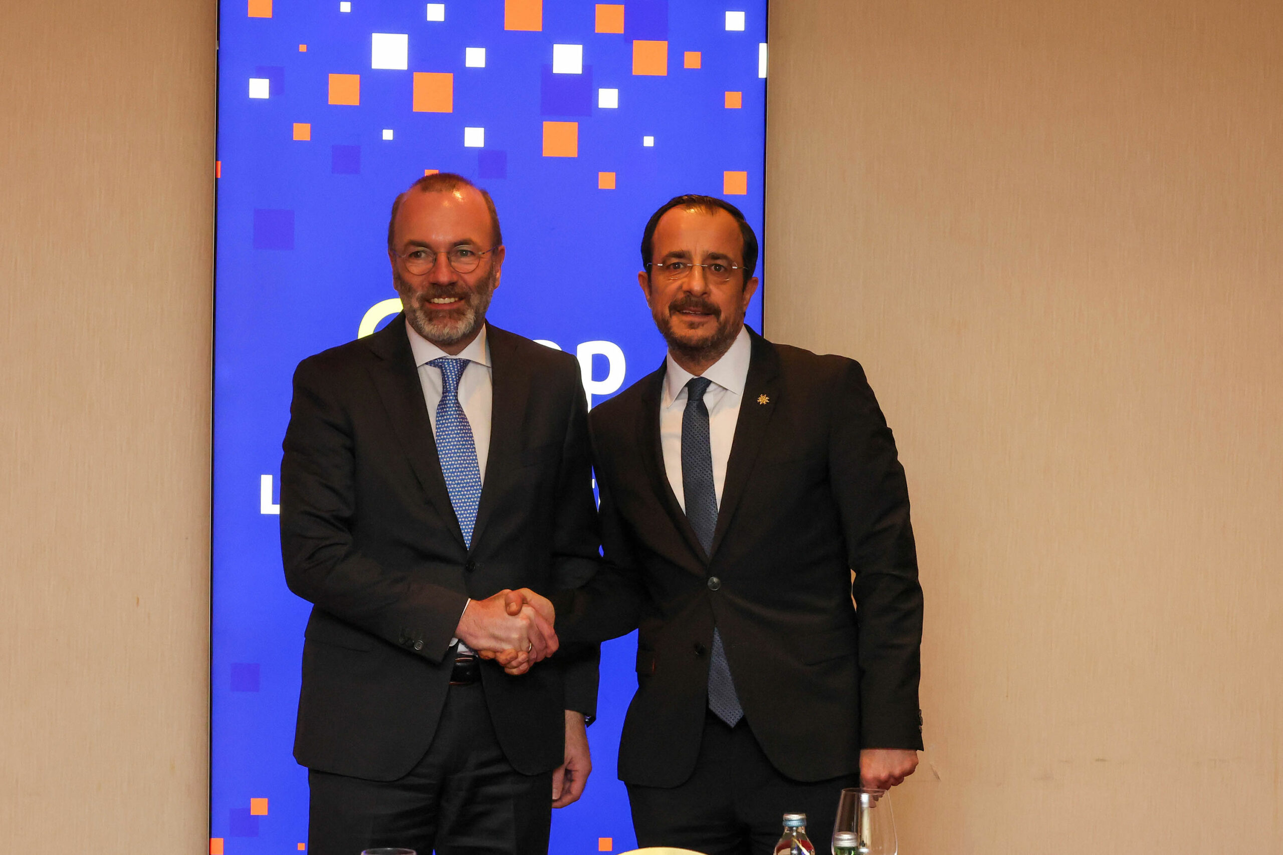 Συνάντηση Χριστοδουλίδη – Βέμπερ: Στο επίκεντρο ο συντονισμός ενόψει Προεδρίας ΕΕ