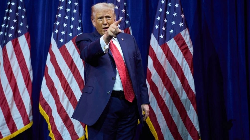 Trump: Ordered Plan for Invasion of Greenland – 'They Want to Move Fast'