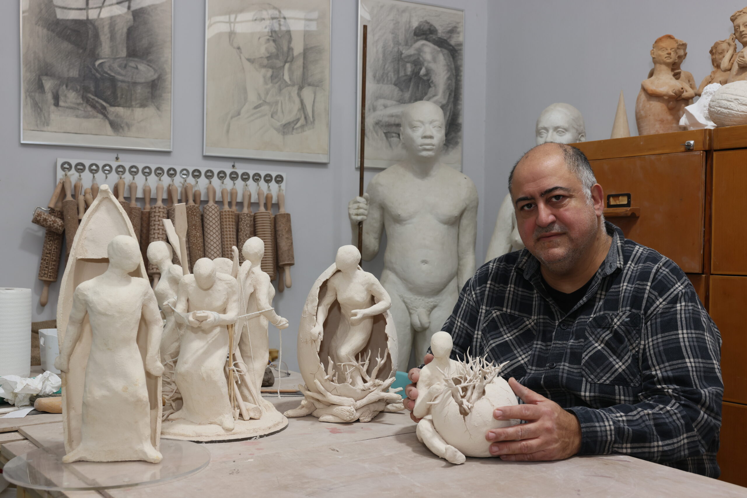 Παναγιώτης Πασάντας: Μέσα από τη γλυπτική προσπαθώ να αποτυπώσω τη στιγμή