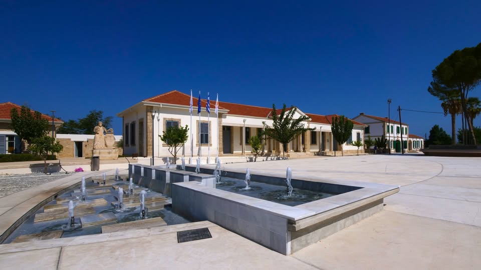 Ακόμη αναμένει τα πρακτικά για τις επίμαχες προσλήψεις του Δήμου Πόλης το ΥΠΕΣ