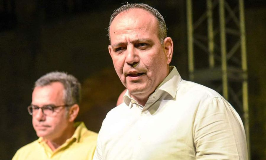 Χαρμαντζί: Προτείνει διελεύσεις φοιτητών από το οδόφραγμα του Λήδρα Πάλας