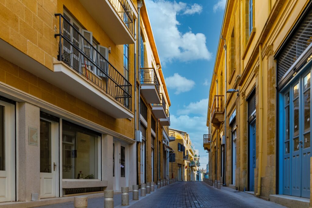 Οριστικό: Το Πανεπιστήμιο Κύπρου μπαίνει στη Φανερωμένη μετά το “ναι” Αρχιεπισκόπου – Άγνωστο παρασκήνιο: Ποιο χαρτί είχε ανασύρει ο Πετρίδης για να πείσει τον Χρυσόστομο Β’