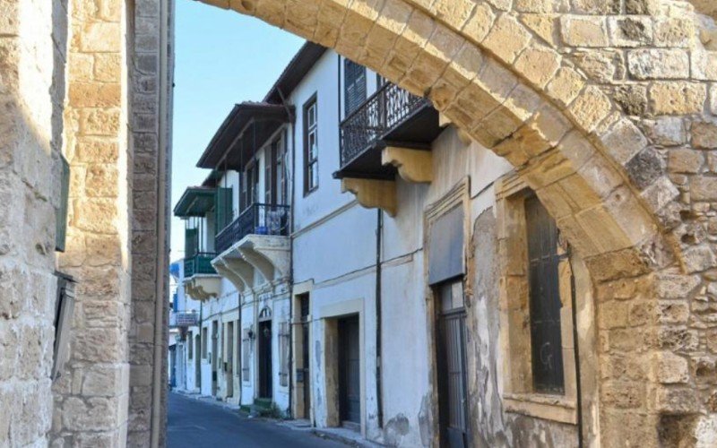 Πρωταθλήτρια στις παραβιάσεις…