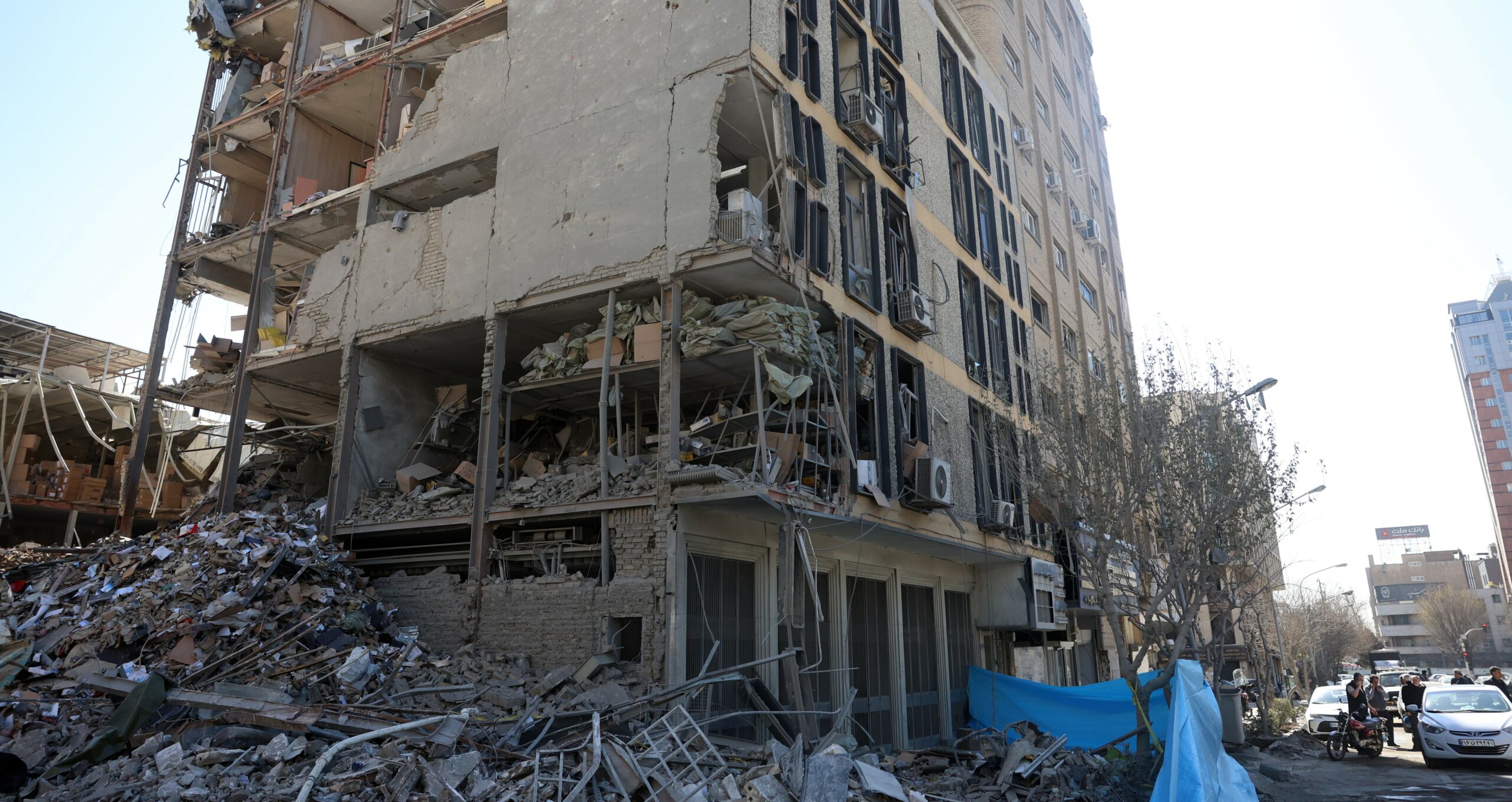 Μην ανησυχείς, κορόιδο, ξεκίνησαν πάραυτα επιτόπιες επισκέψεις στα καταφύγια