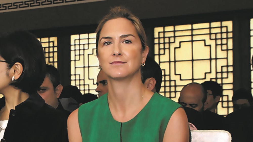 Deal $100 εκατ. για τη Μαρία Αγγελικούση εν μέσω κρίσης στον Κόλπο