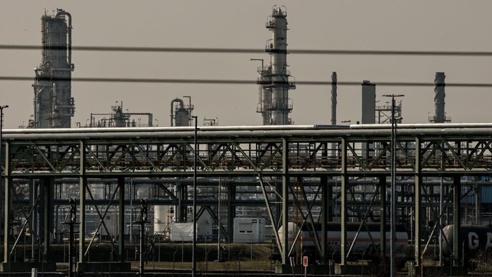 Σαουδική Αραβία και Κουβέιτ προωθούν ενεργειακά deals εν μέσω πολέμου