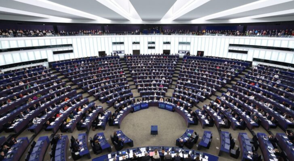 Ευρωκοινοβούλιο: Καταψηφίστηκε τροπολογία του ΑΚΕΛ για τις εκποιήσεις – Πυροβολεί ΔΗΣΥ, ΔΗΚΟ και ΕΛΑΜ για το αποτέλεσμα
