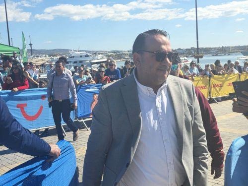 Κουμής: Κανονικά συνεχίζεται ο τουρισμός στην Κύπρο – «Ήταν, είναι και θα είναι πάντα ένας ασφαλής προορισμός»