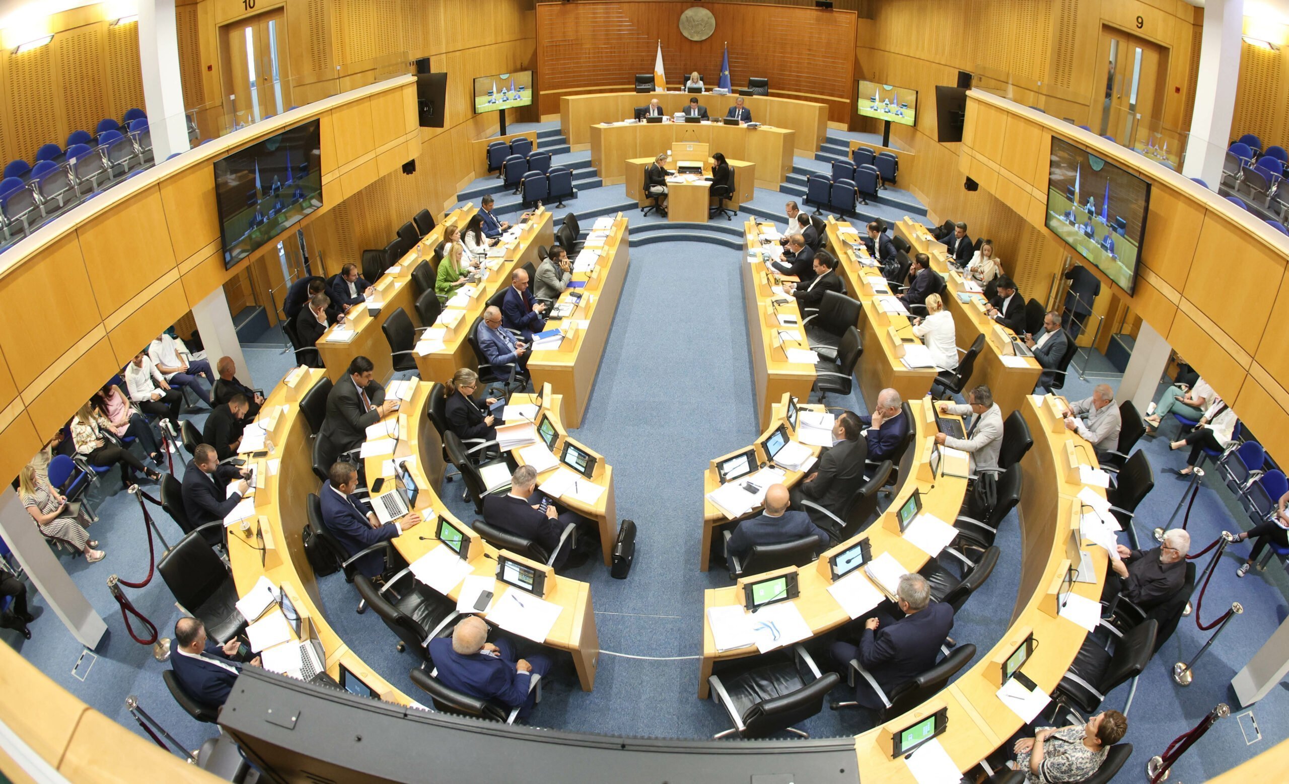 Στην Ολομέλεια η διάθεση κρατικής γης – Τι προνοεί πρόταση νόμου