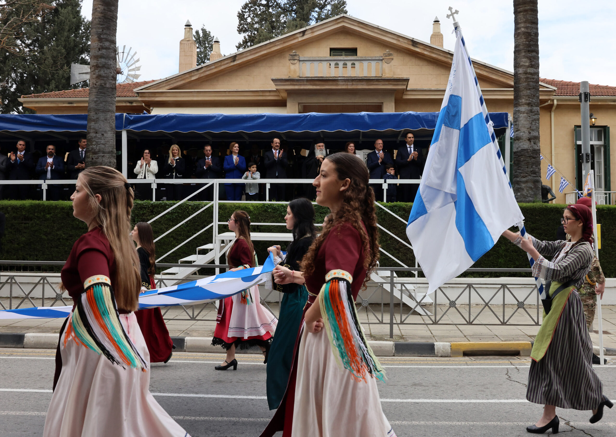 Έλληνας Πρέσβης: Η Ελλάδα θα στηρίξει και μόνη αν χρειαστεί την άμυνα της Κύπρου – Η βοήθεια σας ύψωσε ασπίδα αλληλεγγύης, είπε ο ΠτΔ