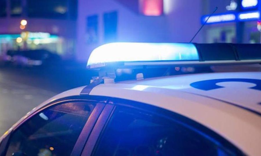 Κατήγγειλε ότι δέχθηκε μαχαίρωμα από 27χρονη ενώ περπατούσε – Στο κελί η ύποπτη ενώ καταζητούνται ακόμη δύο άτομα