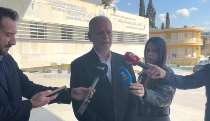 Μαρίνος Σιζόπουλος: Δεν φέρει ένσταση για άρση της ασυλίας του – «Ελπίζω αυτή τη φορά Αστυνομία και Νομική Υπηρεσία να κάνουν αντικειμενική διερεύνηση» – Στις 16/3 η ακρόαση της υπόθεσης (εικόνες&βίντεο)