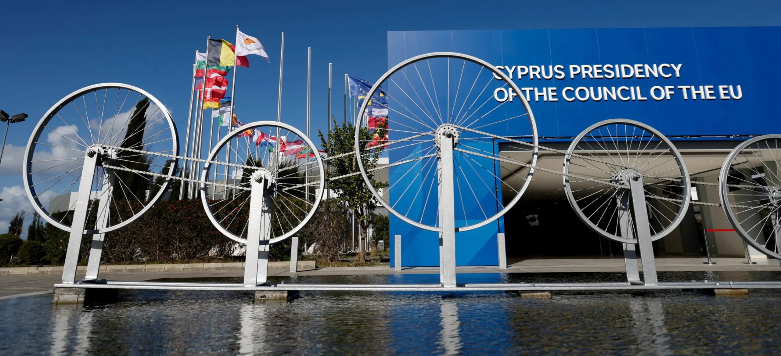 Η Κύπρος γράφει ιστορία: Σύνοδος ΕΕ, Μακρόν, Ναουσέντα και Ζελένσκι