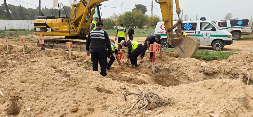 Λίβανος: Μετατρέπουν οικόπεδα με σκουπίδια σε αυτοσχέδια νεκροταφεία – Δραματικές εικόνες και βίντεο