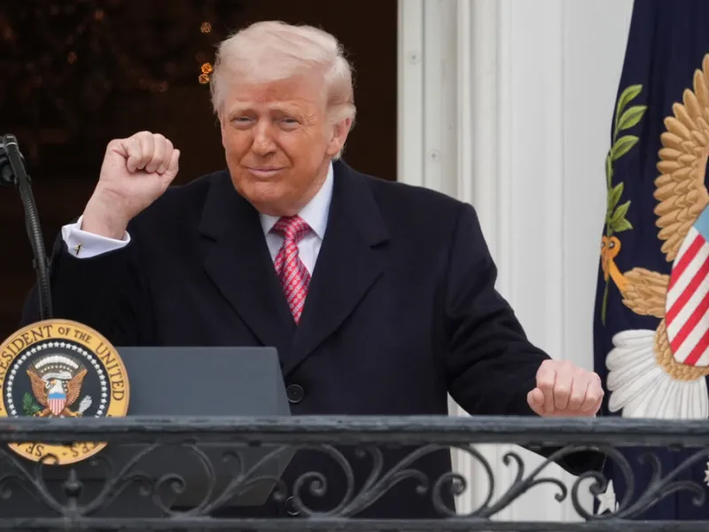 Τραμπ: Επανέρχεται με νέες απειλές κατά του Ιράν – Στο τραπέζι ναυτικός αποκλεισμός αν δεν «λυγίσει» μετά το ναυάγιο των συνομιλιών