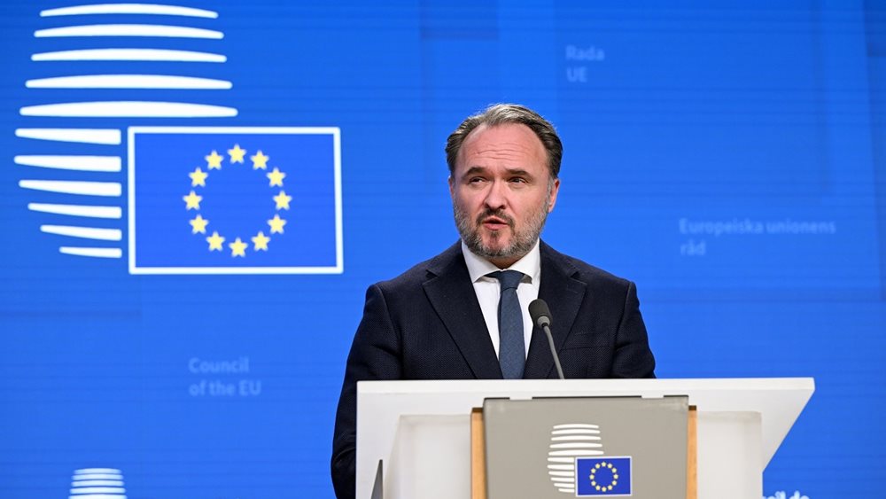 ΕΕ: Προειδοποίηση για παρατεταμένο ενεργειακό σοκ και σενάρια επιβολής δελτίου στα καύσιμα