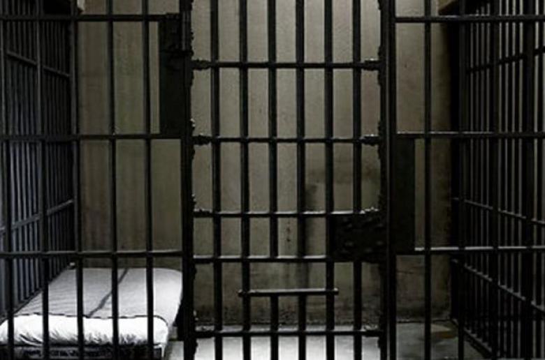 Φωτιά στα κρατητήρια της ΑΔΕ Λεμεσού: Σε καταστολή και με εγκαύματα ο 39χρονος – Έρευνες για το περιστατικό