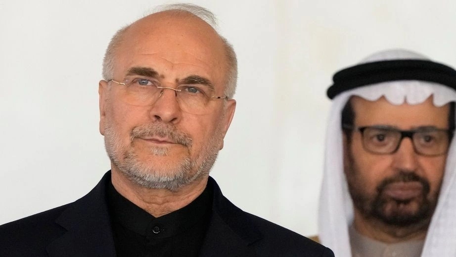 Ιράν: Απερισκεψία ο ναυτικός αποκλεισμός – Παραβίαση της εκεχειρίας η αποναρκοθέτηση στο Ορμούζ