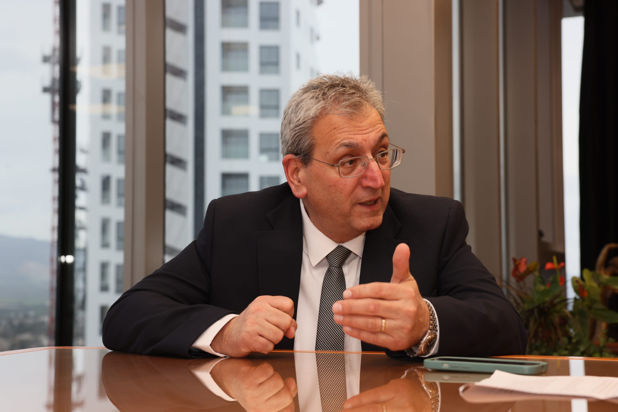 Αιγύπτιοι για όλες τις δουλειές στην Κύπρο – Επέστρεψε με νέα συμφωνία ο Μουσιούττας