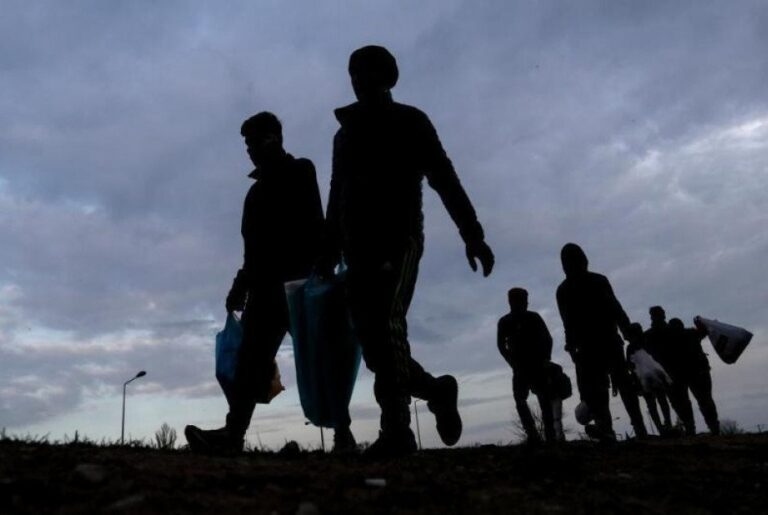 Ζεστό χρήμα €190 εκατ. από ΕΕ για διαχείριση του μεταναστευτικού – Μόλις εγκριθεί από τη Βουλή εναρμονιστικό νομοσχέδιο