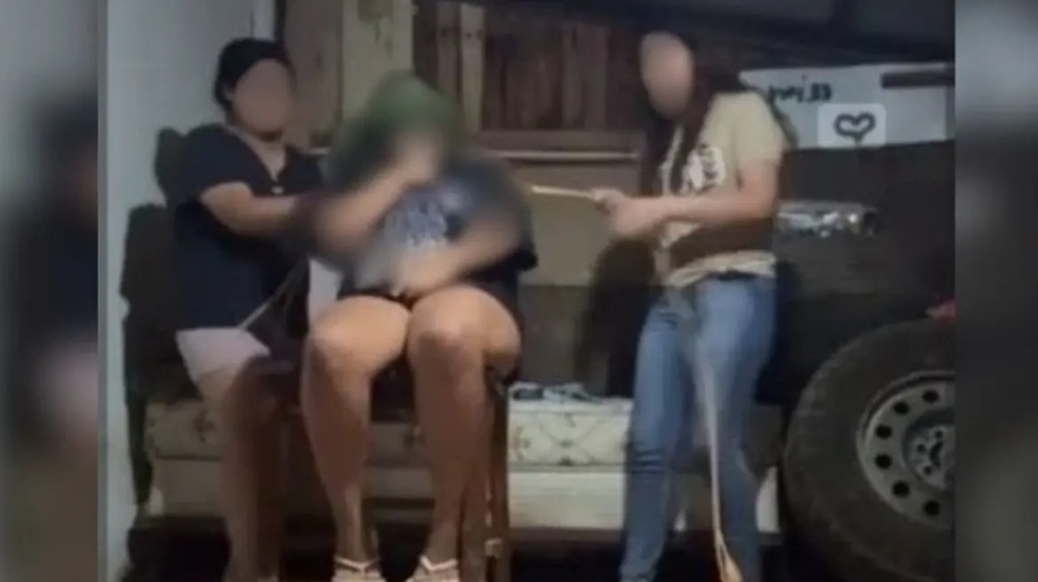 Σοκαριστικό έγκλημα στο Μεξικό: Ανήλικες έπνιξαν 15χρονη για λόγους ερωτικής αντιζηλίας με παγίδα που έγραψαν σε βίντεο – Οργή για τις ποινές