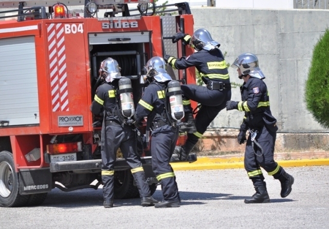 Άσκηση Πυροσβεστικής στο Τσιμεντοποιείο Βασιλικού με θέμα «Κατάσβεση πυρκαγιάς» – Κανένας λόγος ανησυχίας για το κοινό