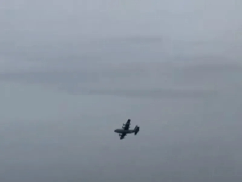 Στα χέρια Αμερικανών ο ένας από τους δύο πιλότους του αεροσκάφους που κατέρριψαν οι Ιρανοί – Αναζητείται ο δεύτερος