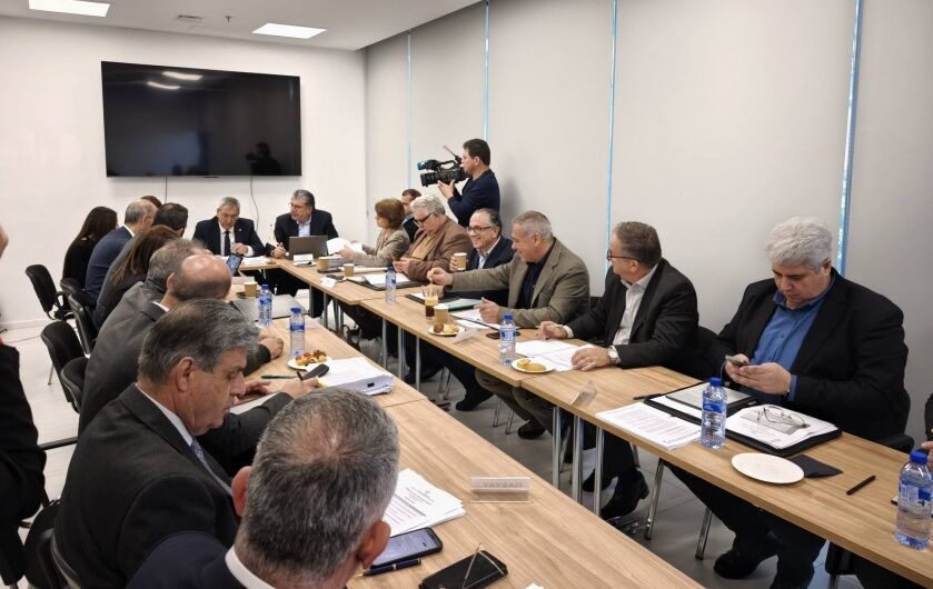 Οριστικά εκτός συζήτησης η μείωση συντάξεων – Τι προβλέπει ο οδικός χάρτης για τη μεταρρύθμιση